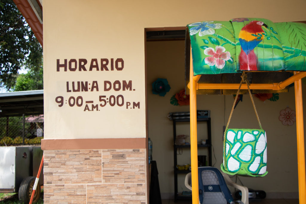 horario mercado artesanal Los Algarrobos Chiriquí 